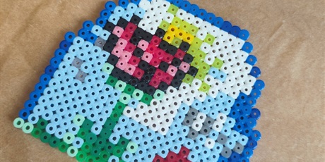 Powiększ grafikę: pierwsze-dwa-tygodnie-miesiaca-w-naszej-swietlicy-uplynely-w-radosnej-i-tworczej-atmosferze-681264.jpg