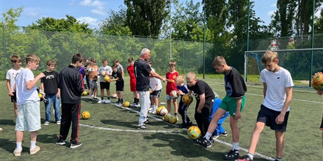 Powiększ grafikę: spotkanie-ze-znanymi-sportowcami-623293.jpg