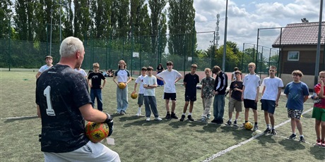 Powiększ grafikę: spotkanie-ze-znanymi-sportowcami-623300.jpg