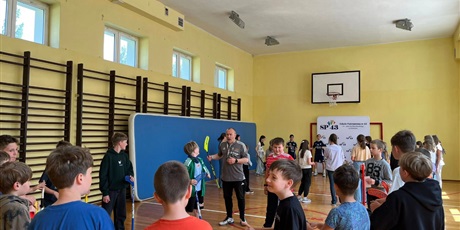 Powiększ grafikę: spotkanie-ze-znanymi-sportowcami-623303.jpg