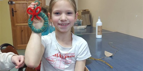 Powiększ grafikę: swietlicowy-kiermasz-swiateczny-665334.jpg