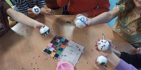 Powiększ grafikę: swietlicowy-kiermasz-swiateczny-665335.jpg