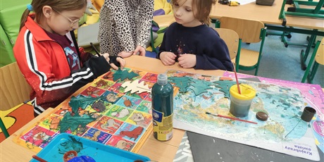 Powiększ grafikę: swietlicowy-kiermasz-swiateczny-665342.jpg