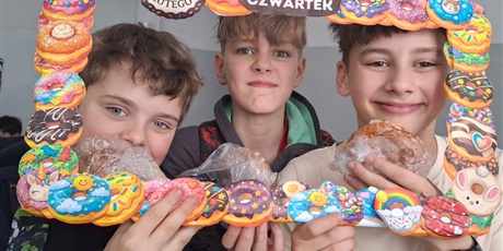 Powiększ grafikę: tlusty-czwartek-w-sp43-674326.jpg