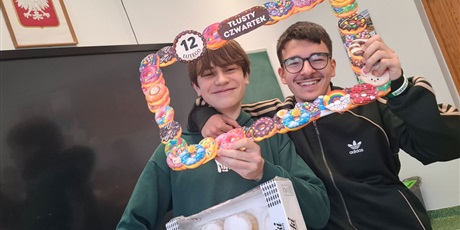 Powiększ grafikę: tlusty-czwartek-w-sp43-674332.jpg