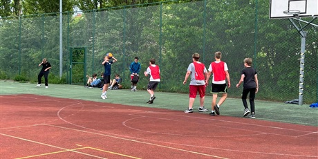 Powiększ grafikę: turniej-pilki-koszykowej-3x3-623183.jpg