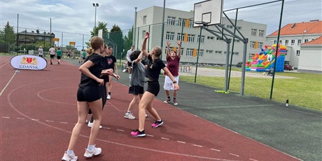 Powiększ grafikę: turniej-pilki-koszykowej-3x3-623202.jpg