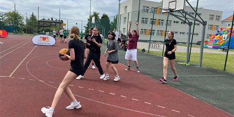 Powiększ grafikę: turniej-pilki-koszykowej-3x3-623212.jpg