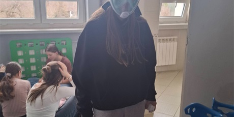 Powiększ grafikę: tydzien-wiosny-w-sp43-686679.jpg
