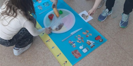Powiększ grafikę: uczniowie-klas-1-5-597218.jpg
