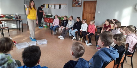 Powiększ grafikę: uczniowie-klas-1-5-597243.jpg