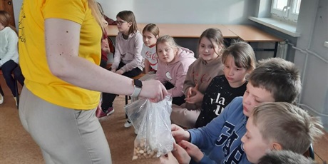 Powiększ grafikę: uczniowie-klas-1-5-597267.jpg