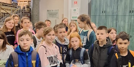 Powiększ grafikę: uczniowie-klasy-4c-618783.jpg