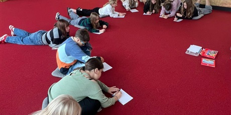 Powiększ grafikę: uczniowie-klasy-5a-650725.jpg