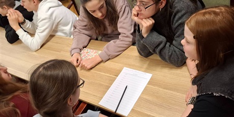 Powiększ grafikę: uczniowie-klasy-6b-674296.jpg