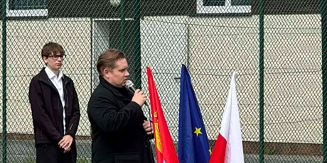 Powiększ grafikę: uroczysty-apel-691704.jpg