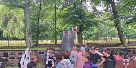 Powiększ grafikę: w-dniu-dzisiejszym-via-byla-na-wycieczce-635469.jpg