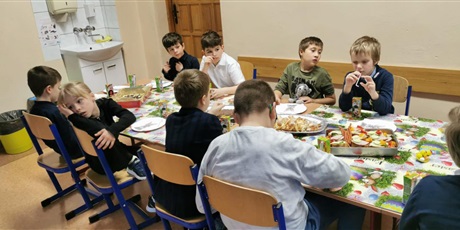 Powiększ grafikę: w-klasach-1-3-611256.jpg