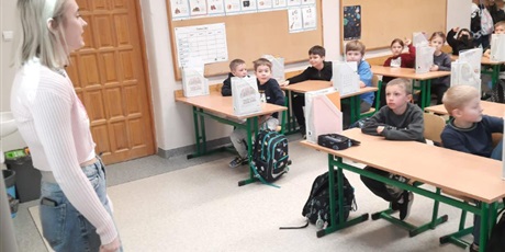 Powiększ grafikę: w-klasach-i-iii-677125.jpg