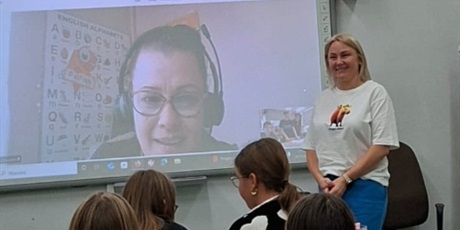 Powiększ grafikę: w-poniedzialek-odbyly-sie-warsztaty-z-jezyka-angielskiego-dla-klasy-5c-650701.jpg