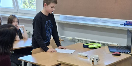 Powiększ grafikę: w-poniedzialek-odbyly-sie-warsztaty-z-jezyka-angielskiego-dla-klasy-5c-650705.jpg