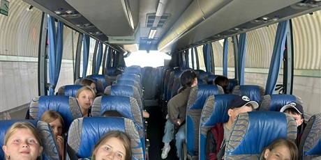Powiększ grafikę: w-zeszlym-tygodniu-klasy-3b-i-4b-623256.jpg
