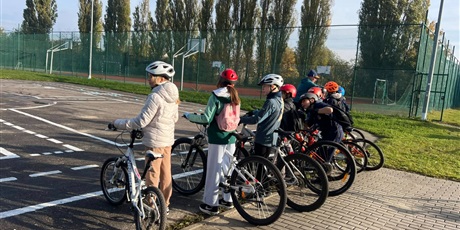 Powiększ grafikę: wczoraj-odbyly-sie-warsztaty-rowerowe-650686.jpg