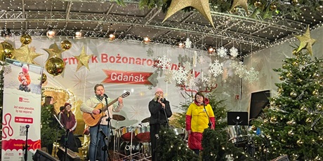 Powiększ grafikę: wczoraj-uczestniczylismy-w-koncercie-na-targu-weglowym-664981.jpg