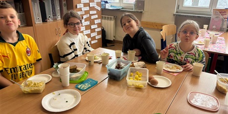 Powiększ grafikę: wielkanocny-nastroj-w-klasach-1-3-687066.jpg