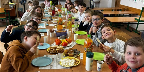 Powiększ grafikę: wielkanocny-nastroj-w-klasach-1-3-687068.jpg