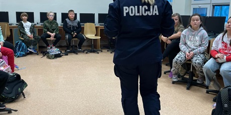 Powiększ grafikę: wspolpraca-z-policja-567635.jpg