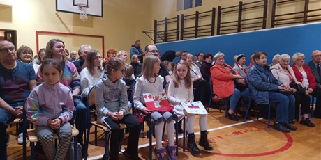 Powiększ grafikę: z-okazji-swieta-niepodleglosci-655649.jpg