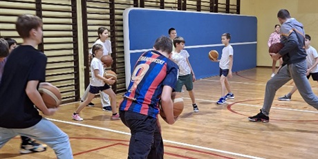 Powiększ grafikę: z-pasja-do-sportu-665196.jpg