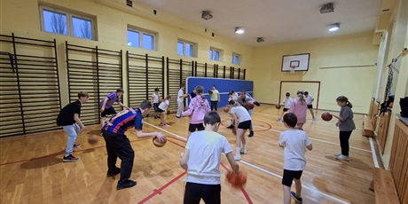 Powiększ grafikę: z-pasja-do-sportu-665203.jpg