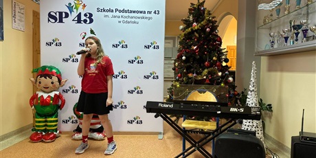 Powiększ grafikę: za-nami-kolejna-edycja-konkursu-piosenki-zimowej-i-swiatecznej-666569.jpg