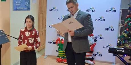 Powiększ grafikę: za-nami-kolejna-edycja-konkursu-piosenki-zimowej-i-swiatecznej-666570.jpg