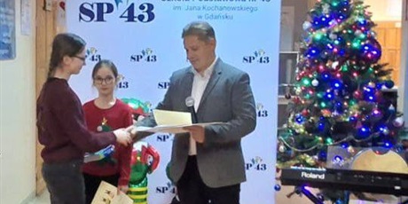 Powiększ grafikę: za-nami-kolejna-edycja-konkursu-piosenki-zimowej-i-swiatecznej-666573.jpg