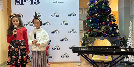 Powiększ grafikę: za-nami-kolejna-edycja-konkursu-piosenki-zimowej-i-swiatecznej-666584.jpg