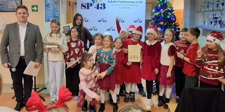 Powiększ grafikę: za-nami-kolejna-edycja-konkursu-piosenki-zimowej-i-swiatecznej-666598.jpg