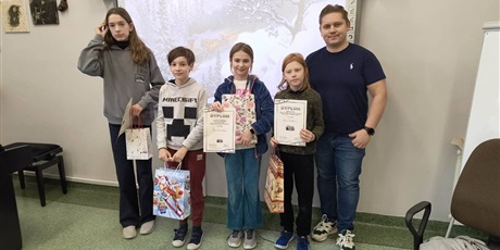 Powiększ grafikę: za-nami-rozstrzygniecie-szkolnego-konkursu-fotograficznego-obiektywem-uchwycone-emocje-671375.jpg