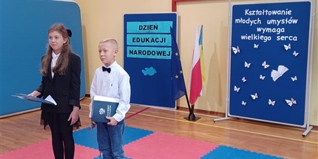 Akademia z okazji Święta Edukacji Narodowej oraz zaprzysiężenia Samorządu Uczniowskiego
